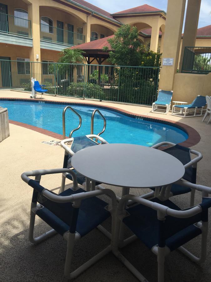 Texas Inn And Suites - Rio Grande Valley Edinburg Exterior photo